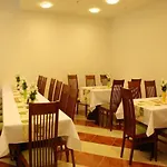 Ankora Hotell