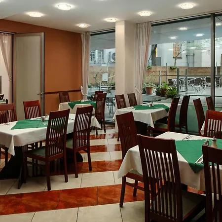 Hotel Ankora 3*