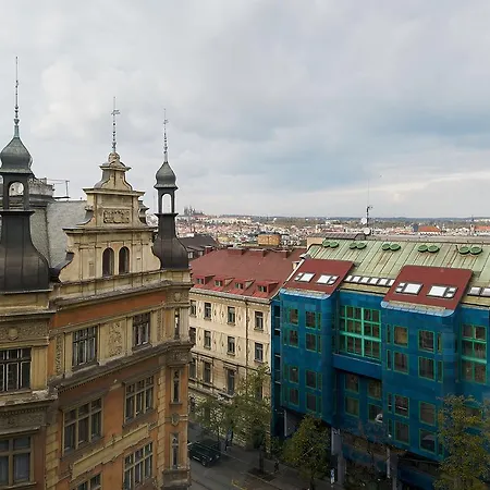 アンコラ ホテル